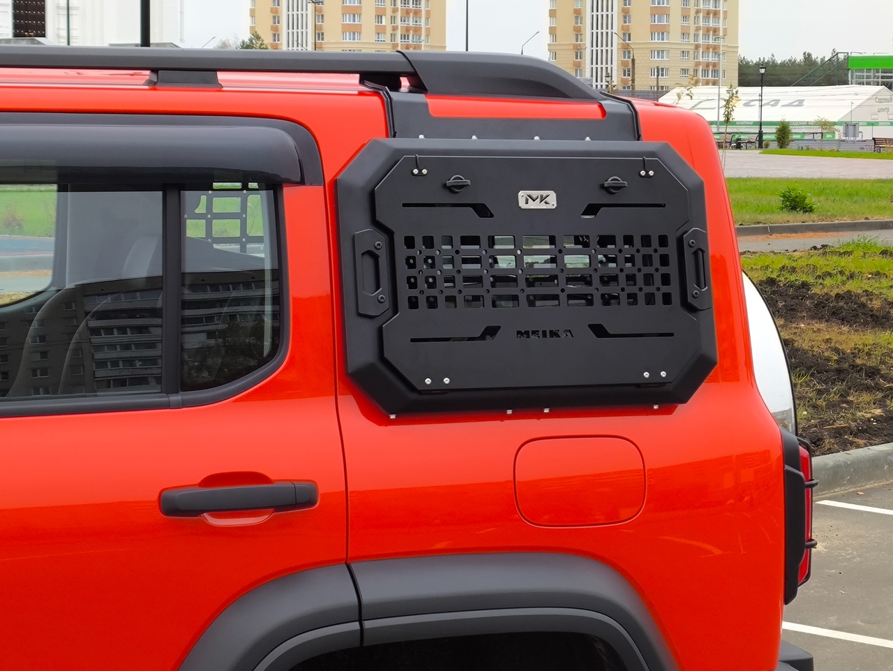 Tank 300 Откидная полка-столик на окно Meika к багажнику 8