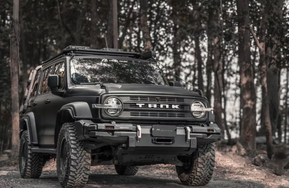 Tank 300 Решетка радиатора