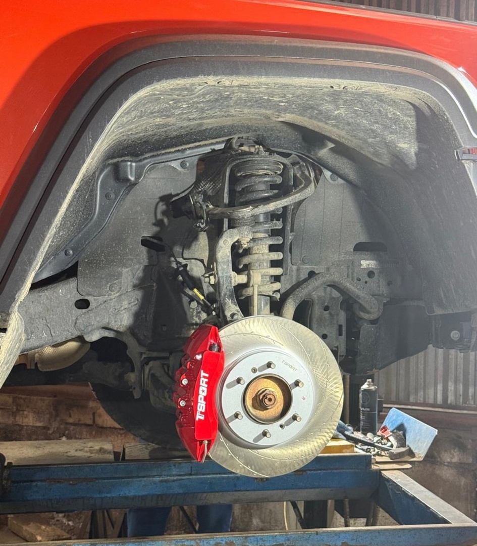 Tank 300 Передняя тормозная система TTSport 5