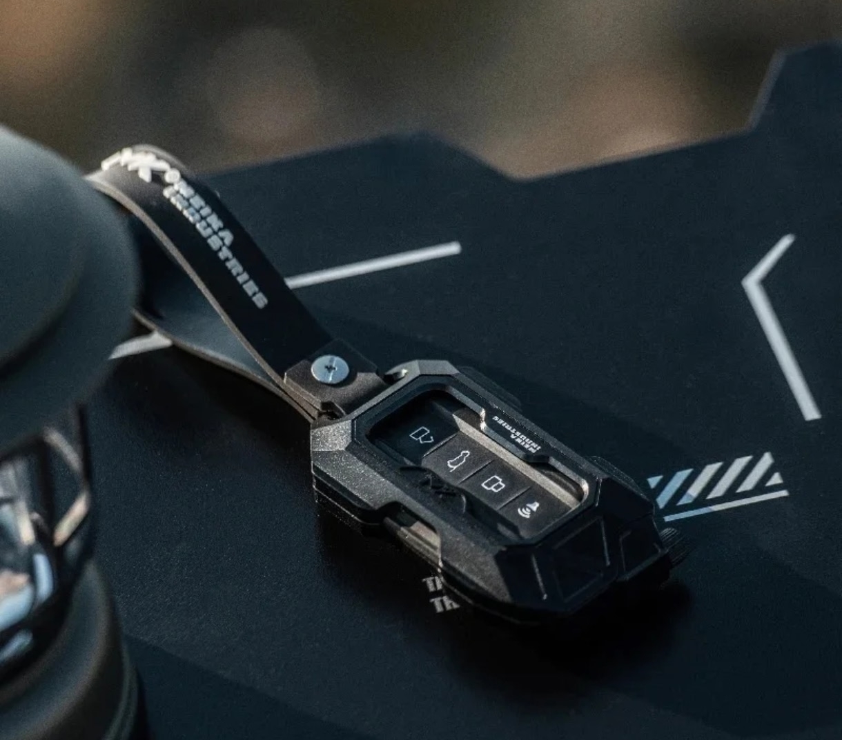 Чехол Meika на смарт ключ Tank 300/400/500/700 черный