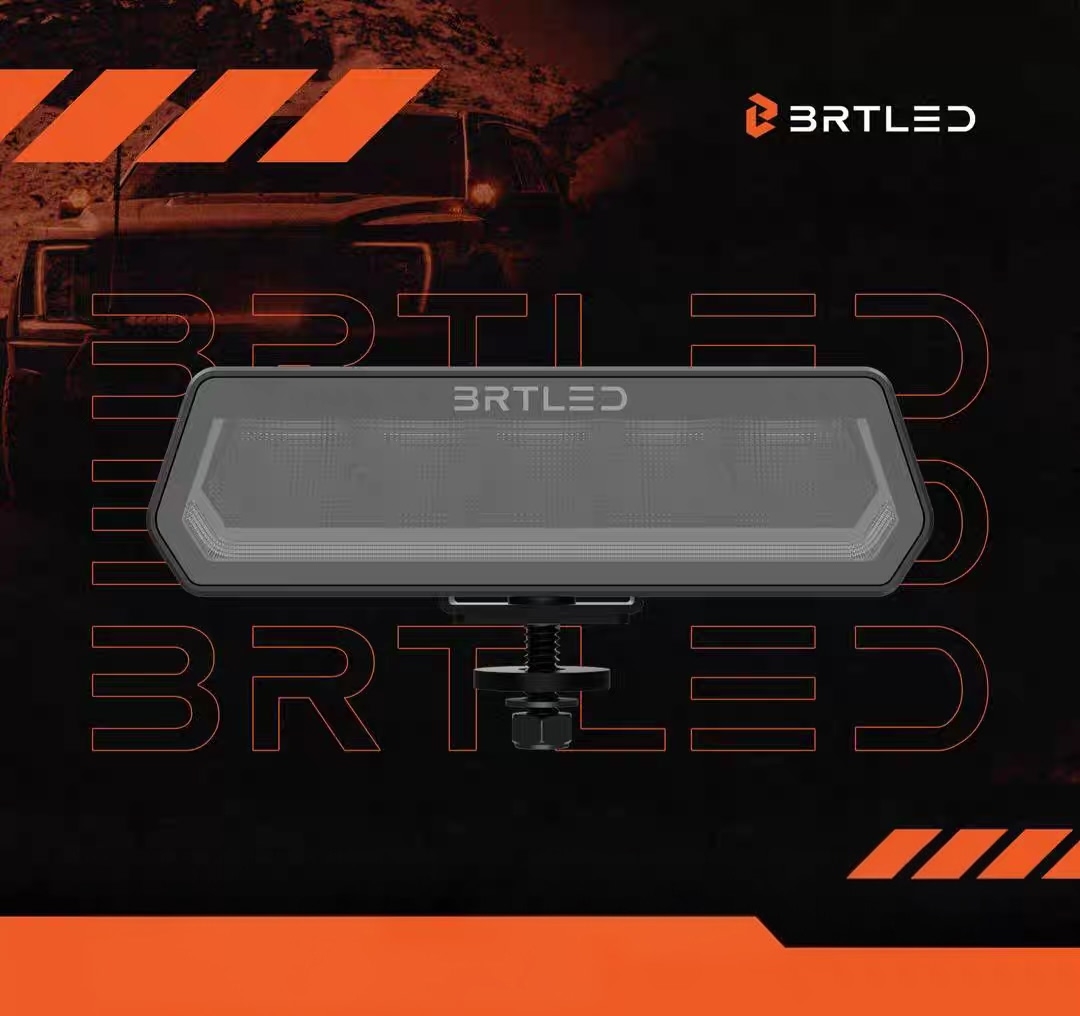 Tank 300 Задний фонарь BRT LED Охотник за светом 3 в 1